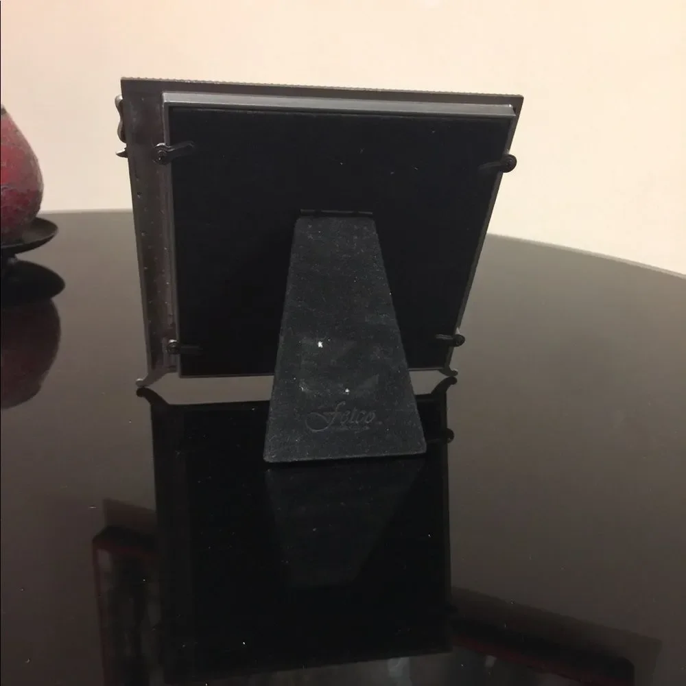 Heart shaped photo frame
